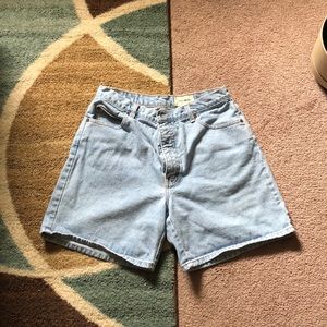 Eddie Bauer shorts!! No signs of wear!!
